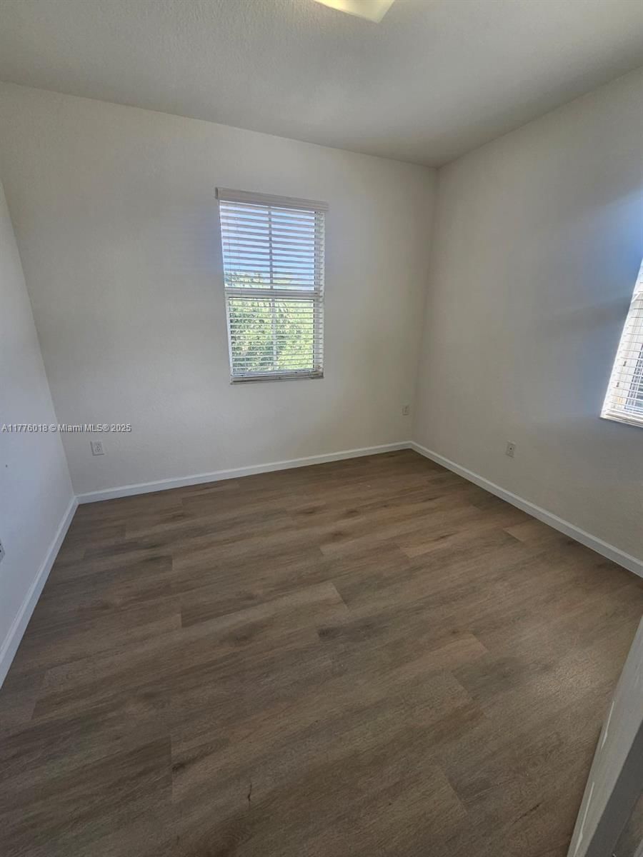 Real estate property located at 11503 89th St #224, Miami-dade, St Mortiz At Doral Condo, Doral, FL