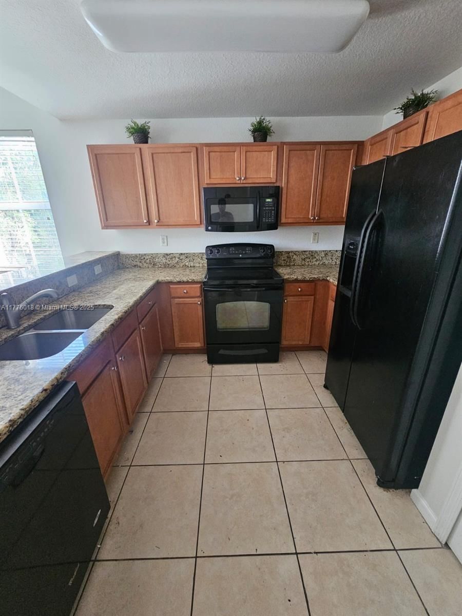 Real estate property located at 11503 89th St #224, Miami-dade, St Mortiz At Doral Condo, Doral, FL