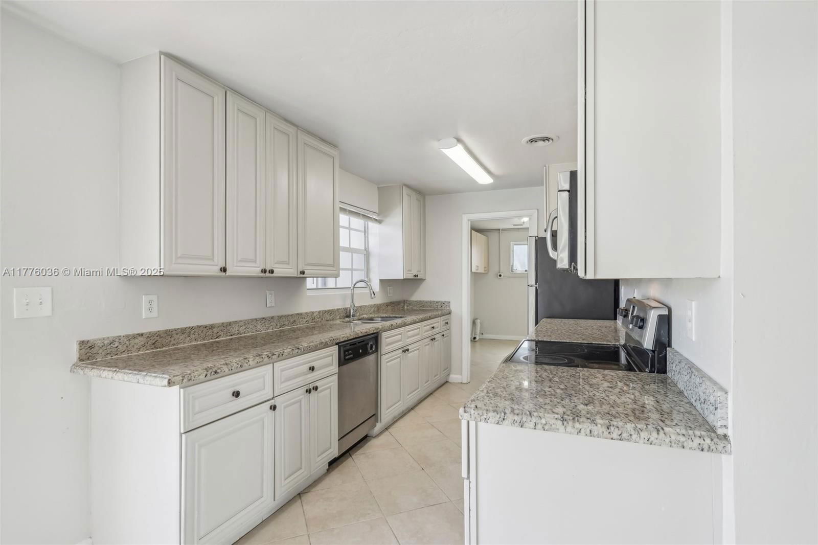Real estate property located at 1700 5th Ave, Broward, Boulevard Park Isles Sec, Pompano Beach, FL