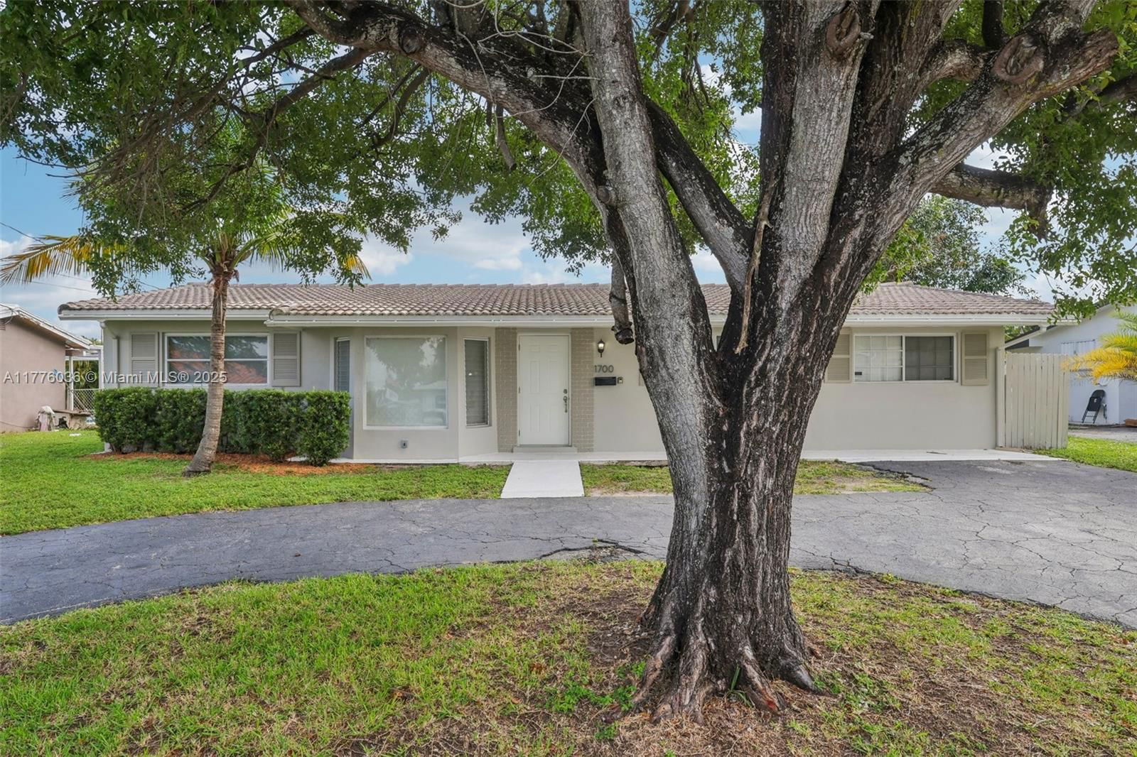 Real estate property located at 1700 5th Ave, Broward, Boulevard Park Isles Sec, Pompano Beach, FL