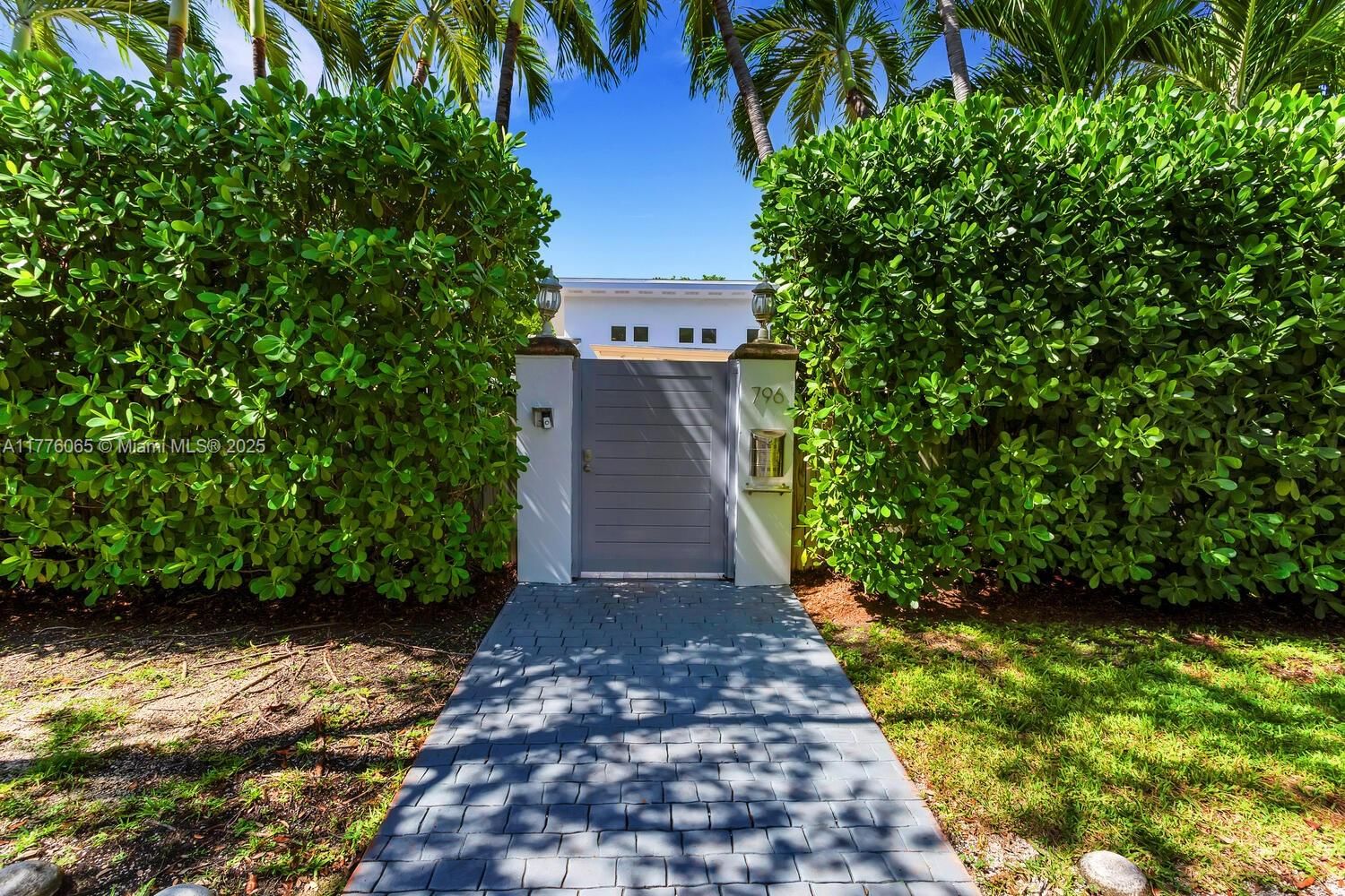 Real estate property located at 796 Glenridge Rd, Miami-dade, Biscayne Key Estates, Key Biscayne, FL