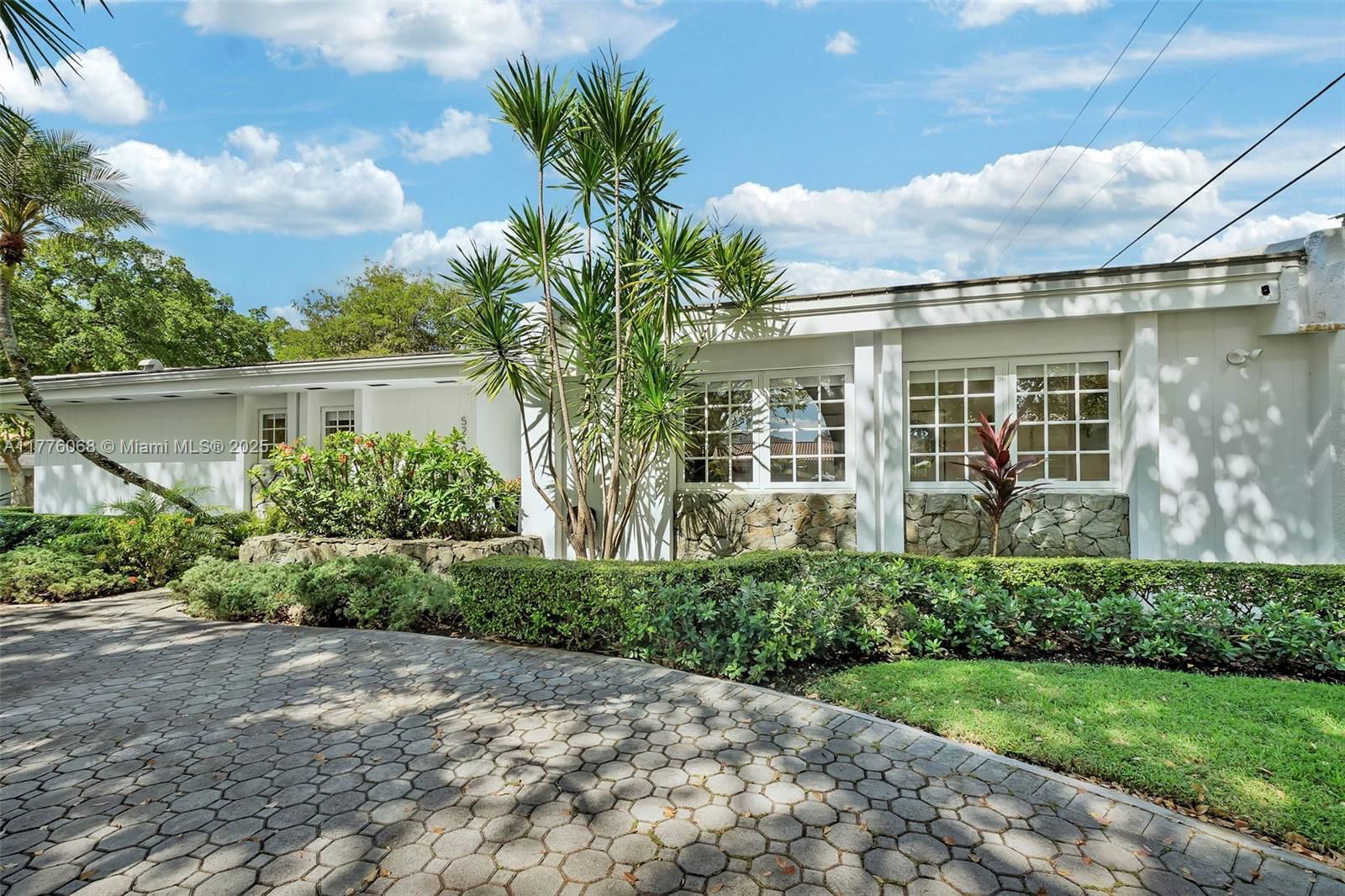 Real estate property located at 5210 Alhambra Cir, Miami-dade, Coral Gables Riviera Sec, Coral Gables, FL