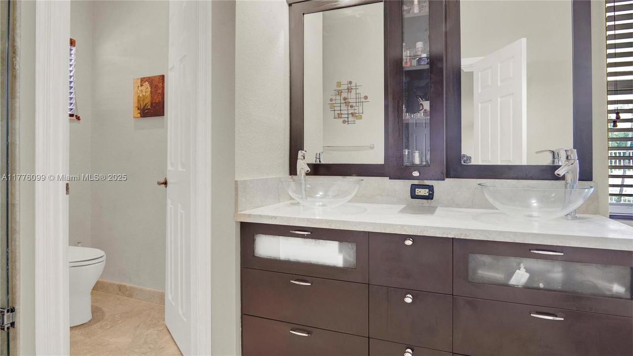 Real estate property located at 773 Tanglewood Cir, Broward, Sector 3 - Parcels H I J, Weston, FL
