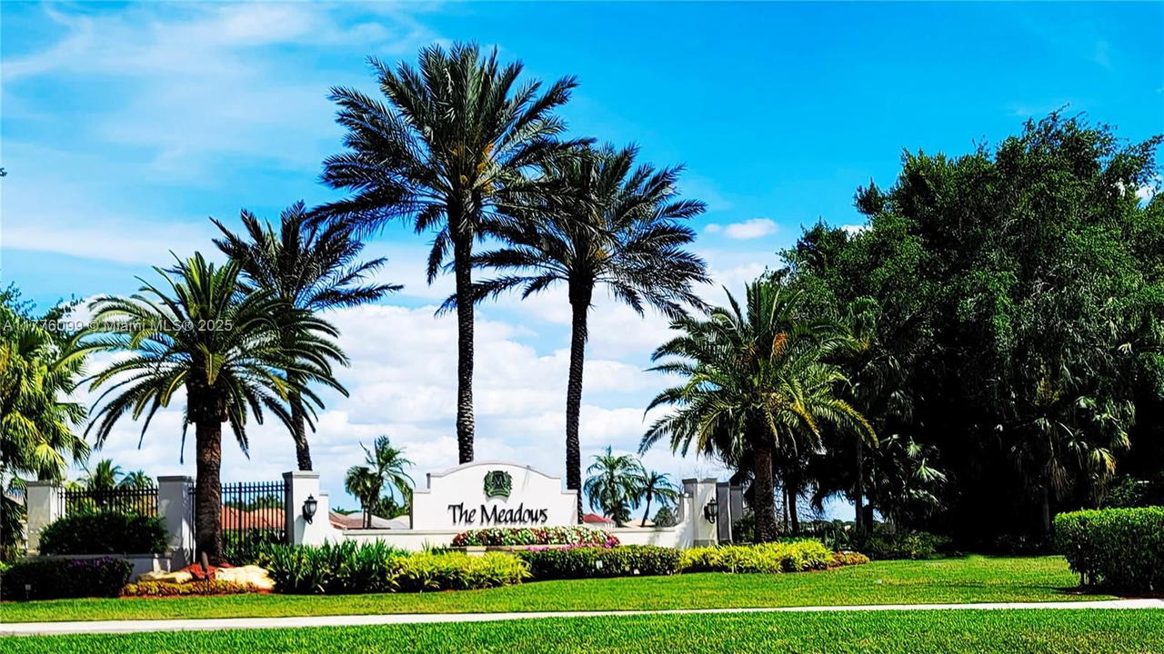 Real estate property located at 773 Tanglewood Cir, Broward, Sector 3 - Parcels H I J, Weston, FL