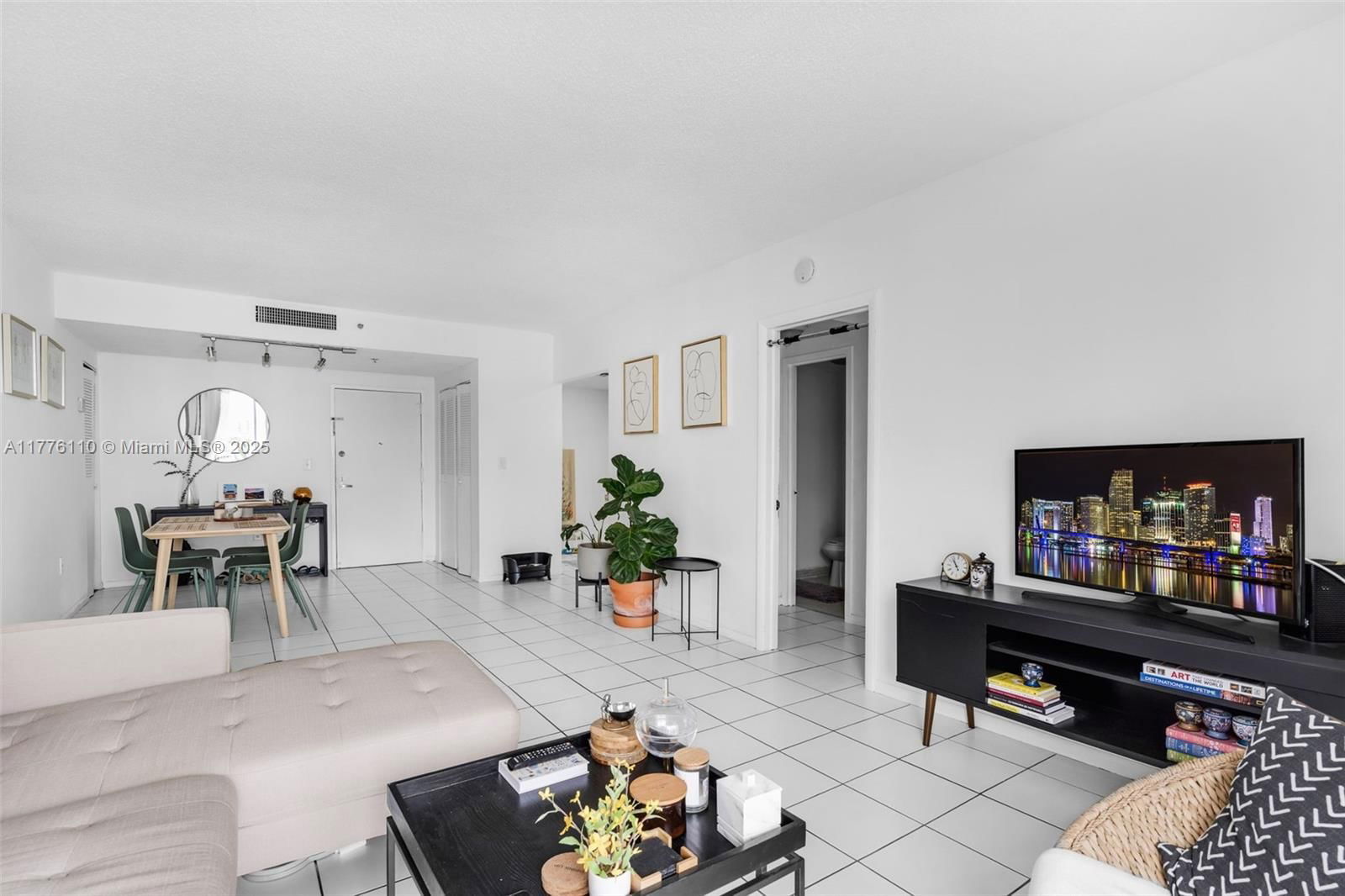 Real estate property located at 2829 Indian Creek Dr #606, Miami-dade, Clearview Towers Condo, Miami Beach, FL