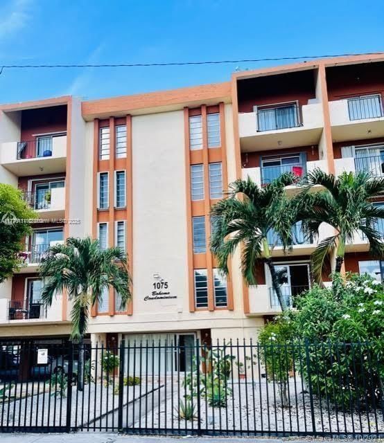 Real estate property located at 1075 68th St #403, Miami-dade, Boheme Condo, Hialeah, FL