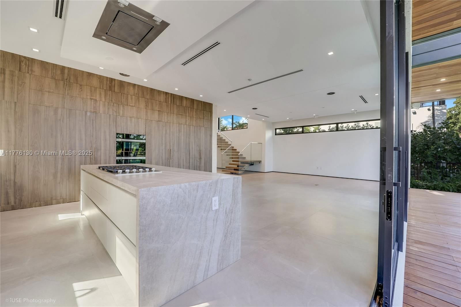 Real estate property located at 5825 Alton Rd, Miami-dade, La Gorce Golf Sub, Miami Beach, FL