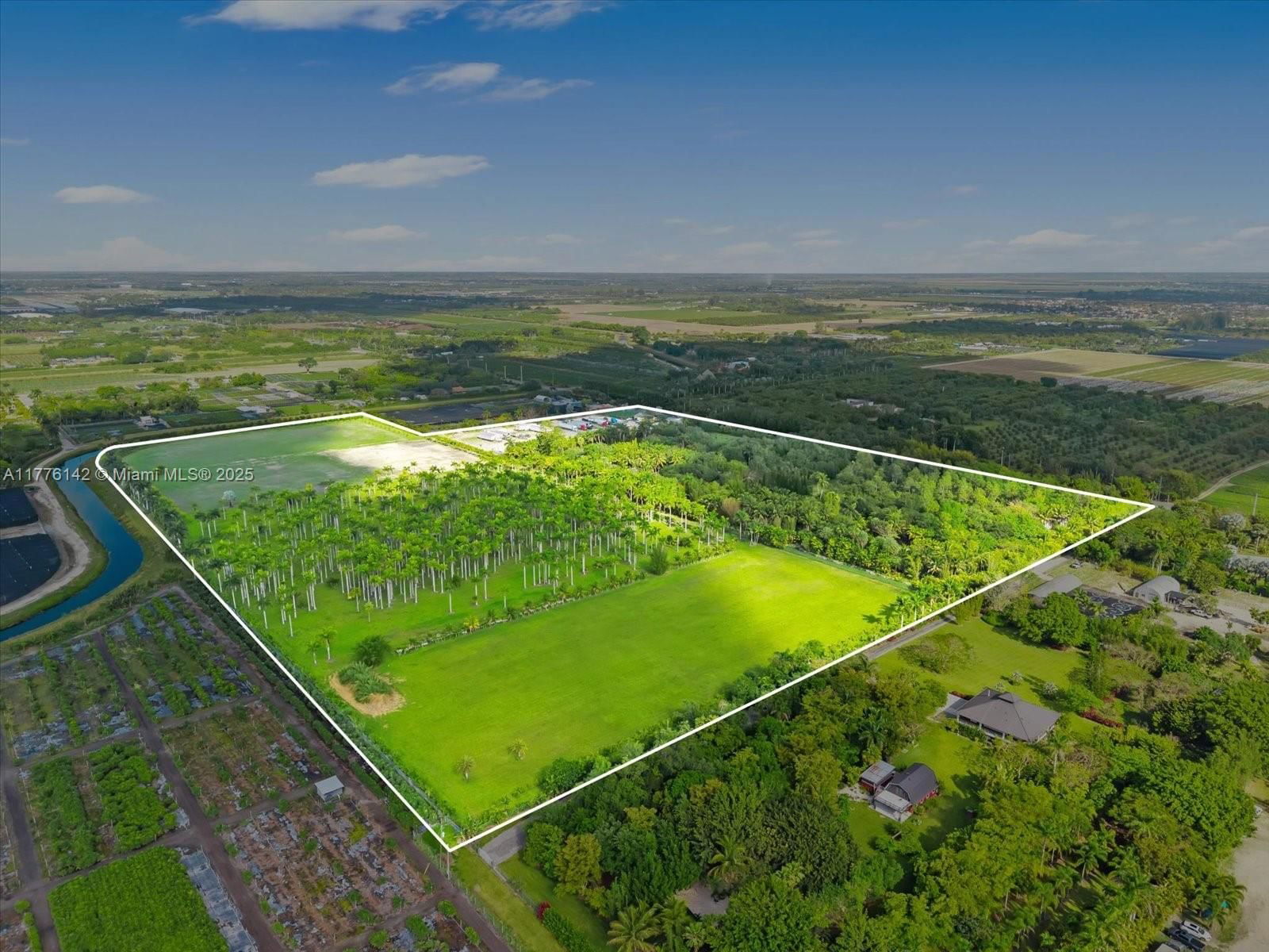 Real estate property located at 15000 200th St, Miami-dade, Breezy Oaks, Miami, FL