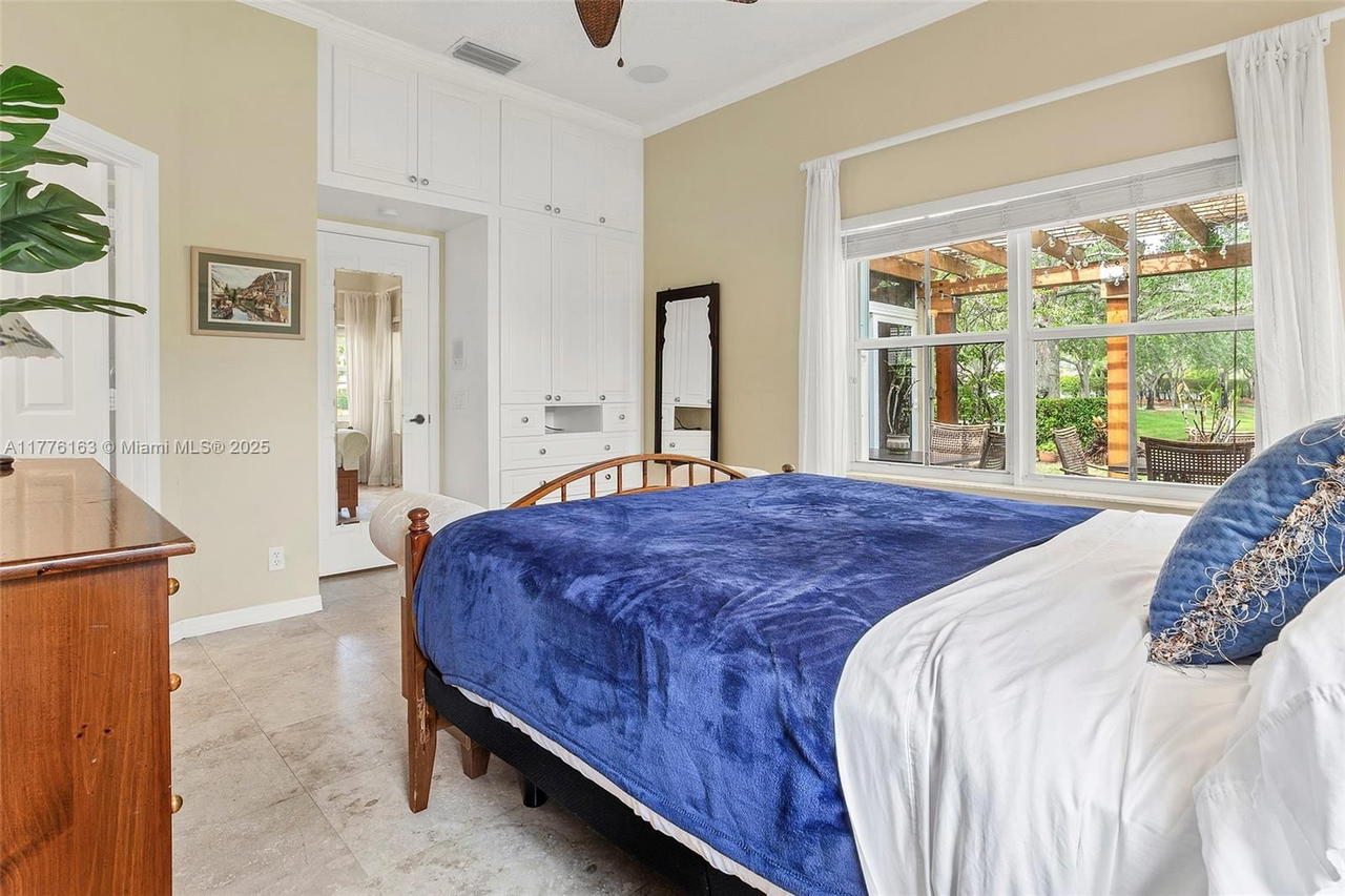Real estate property located at 845 Vista Meadows Dr, Broward, Sector 3 - Parcels H I J, Weston, FL