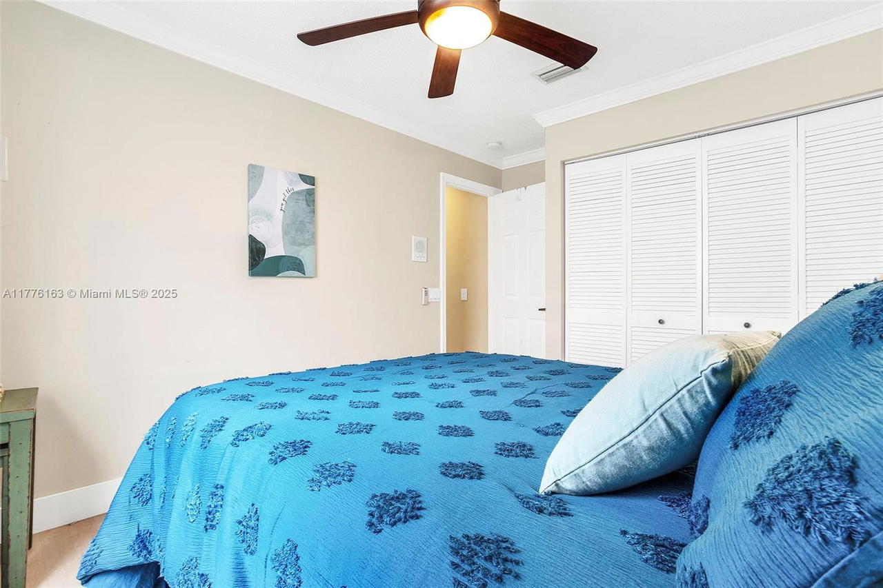 Real estate property located at 845 Vista Meadows Dr, Broward, Sector 3 - Parcels H I J, Weston, FL