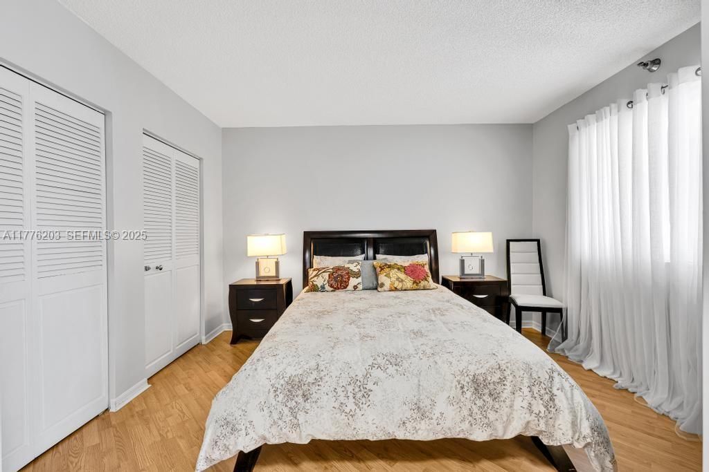 Real estate property located at , Miami-dade, Les Pelicans (the Pelican, Sunny Isles Beach, FL