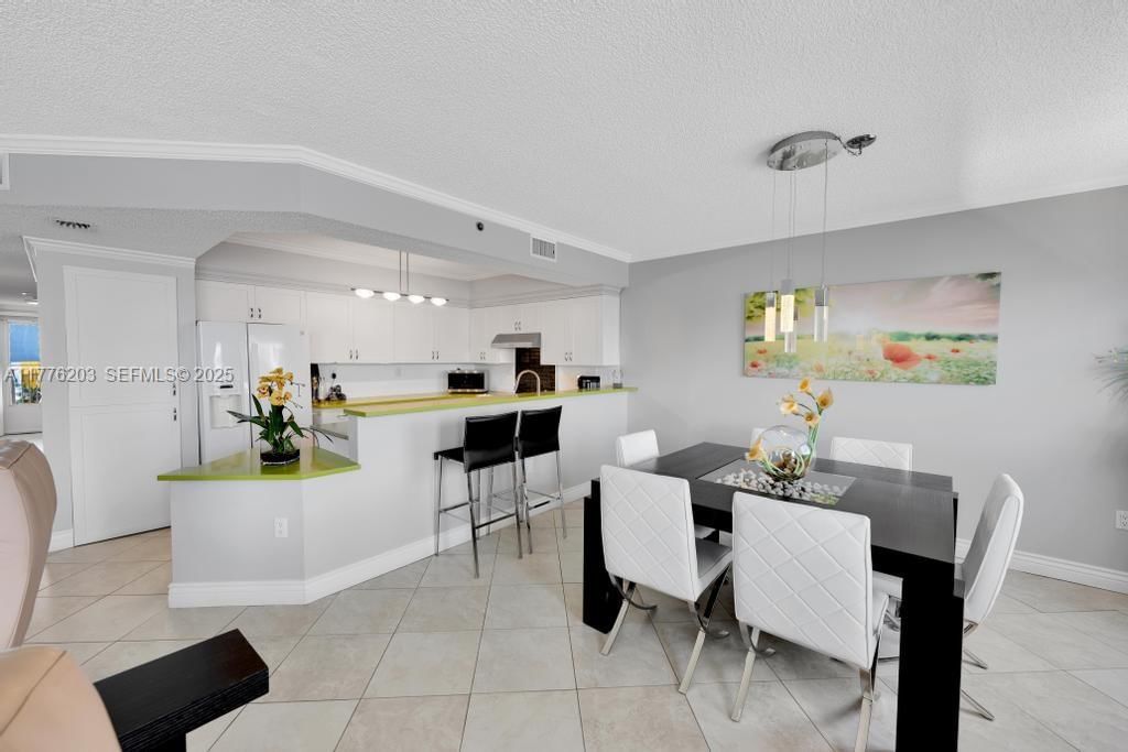 Real estate property located at , Miami-dade, Les Pelicans (the Pelican, Sunny Isles Beach, FL
