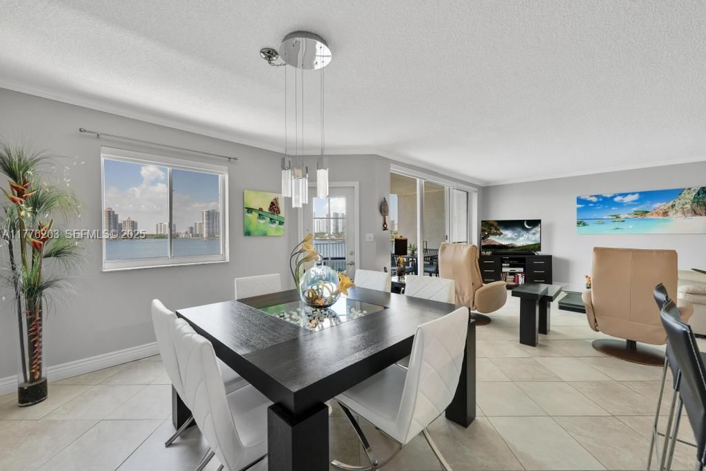 Real estate property located at , Miami-dade, Les Pelicans (the Pelican, Sunny Isles Beach, FL