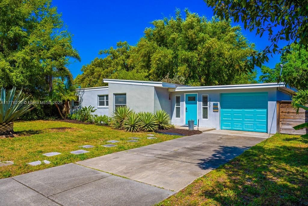 Real estate property located at 2501 Weber, Orange, Phillips 1st Rep Of Lakewo, Orlando, FL