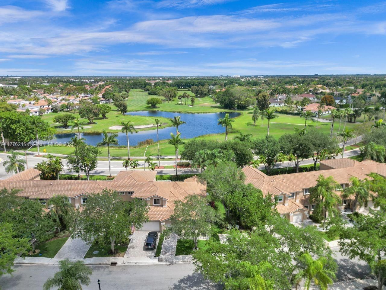 Real estate property located at 15831 10th St, Broward, Hollywood Lakes Country C, Pembroke Pines, FL