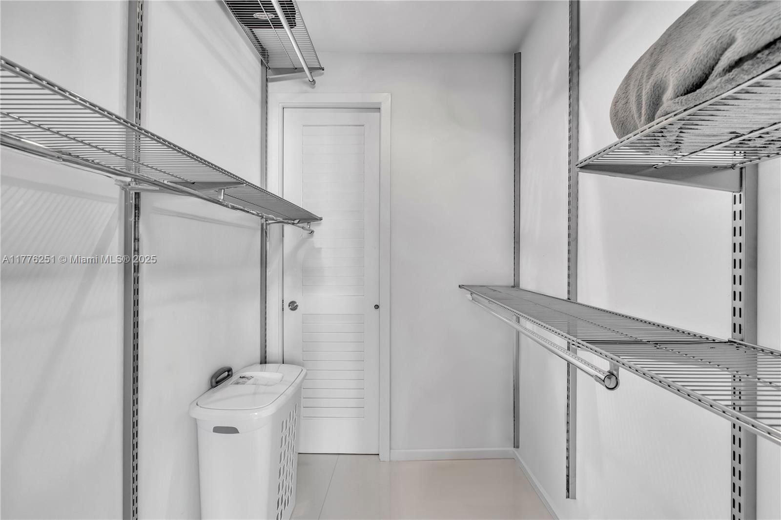 Real estate property located at 5055 Collins Ave #7A, Miami-dade, Crystal House Condo, Miami Beach, FL