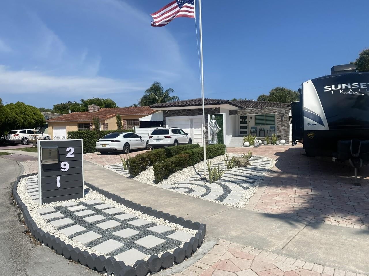 Real estate property located at 291 Cir Dr, Miami-dade, Deer Pk Addn, Hialeah, FL