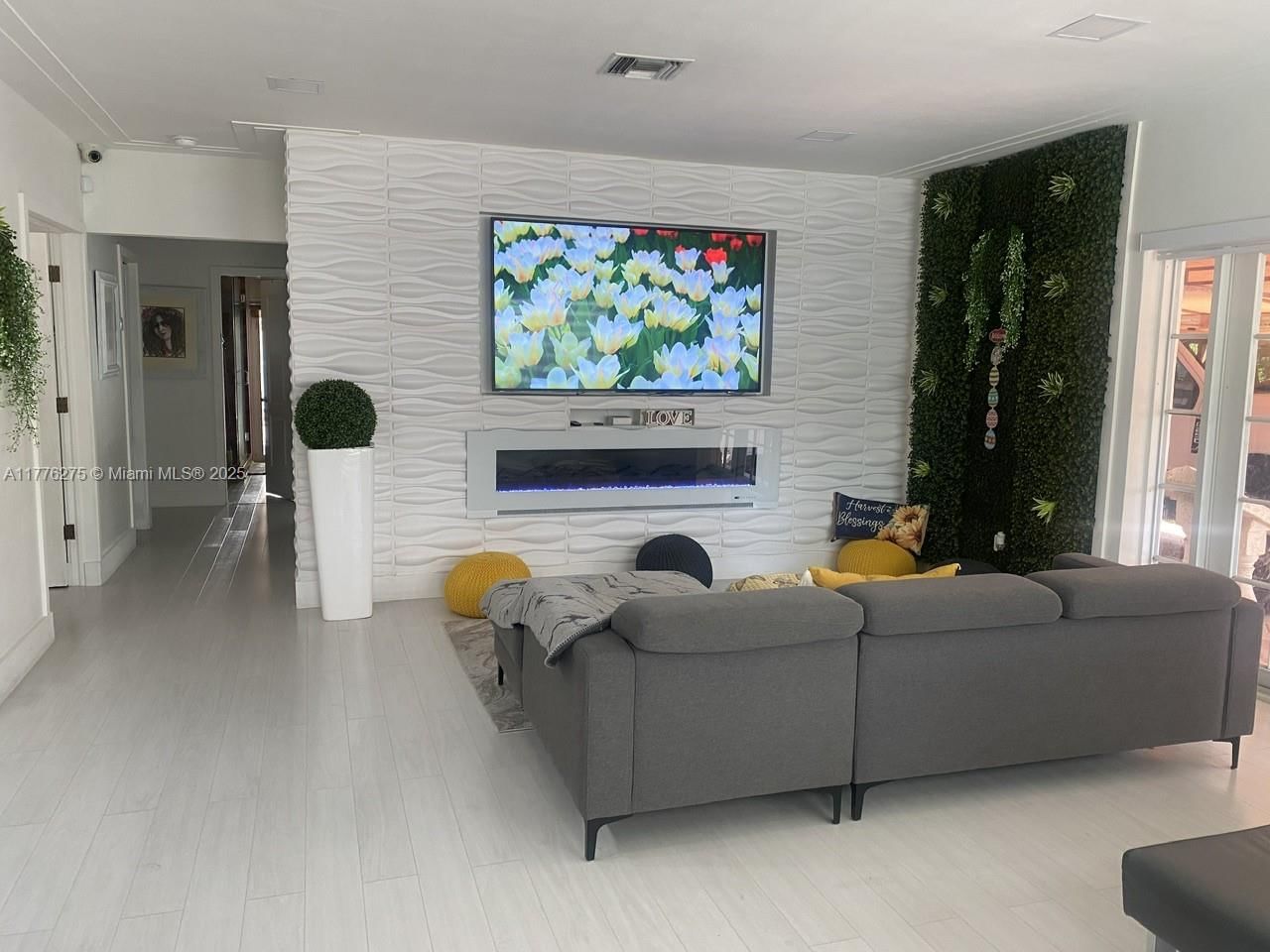 Real estate property located at 291 Cir Dr, Miami-dade, Deer Pk Addn, Hialeah, FL