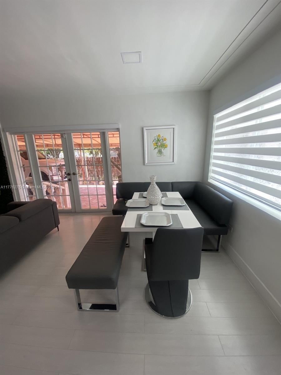 Real estate property located at 291 Cir Dr, Miami-dade, Deer Pk Addn, Hialeah, FL