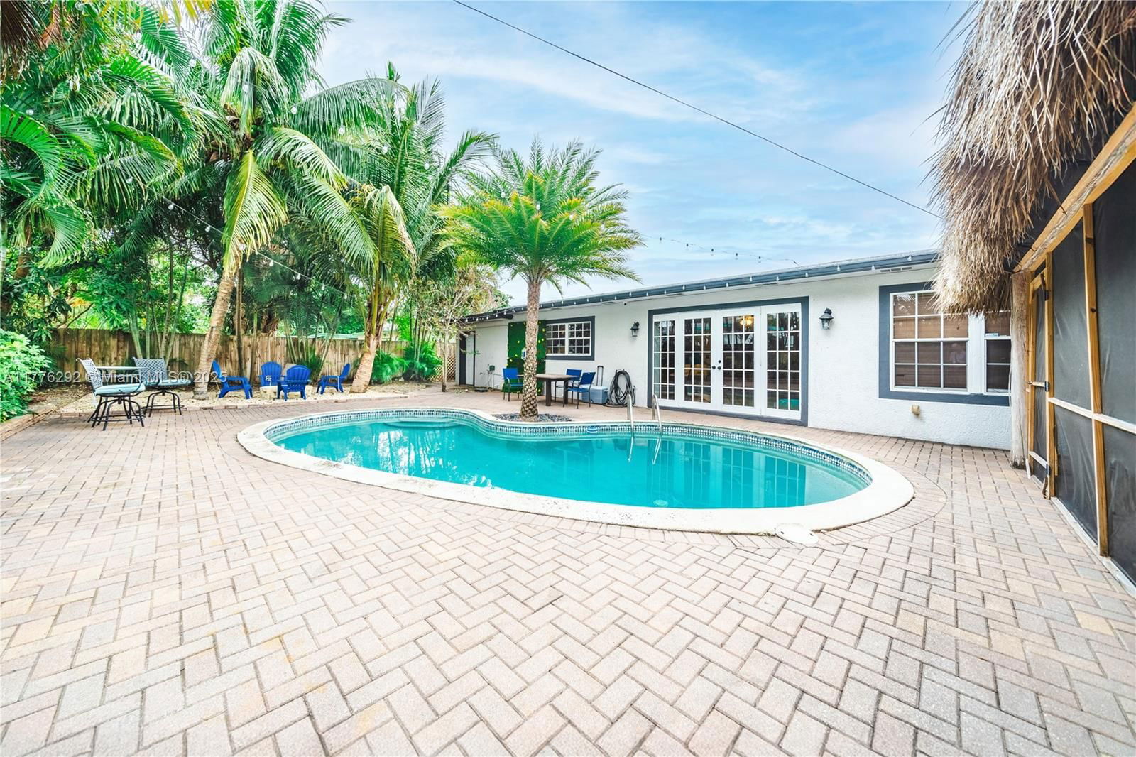 Real estate property located at 1330 Ontario Dr, Palm Beach, Lake Osborne Estates 6, Lake Worth, FL