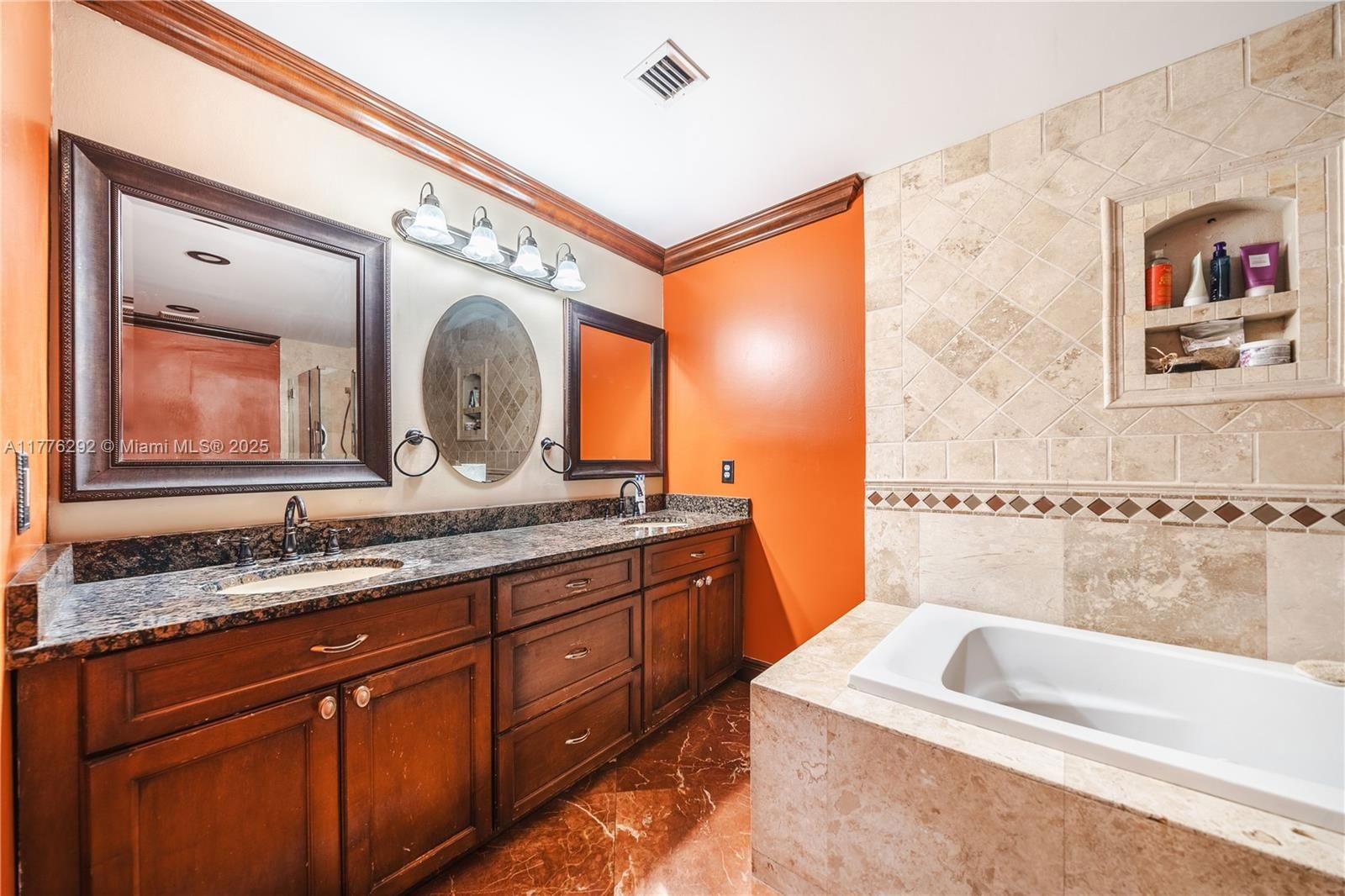 Real estate property located at 1330 Ontario Dr, Palm Beach, Lake Osborne Estates 6, Lake Worth, FL