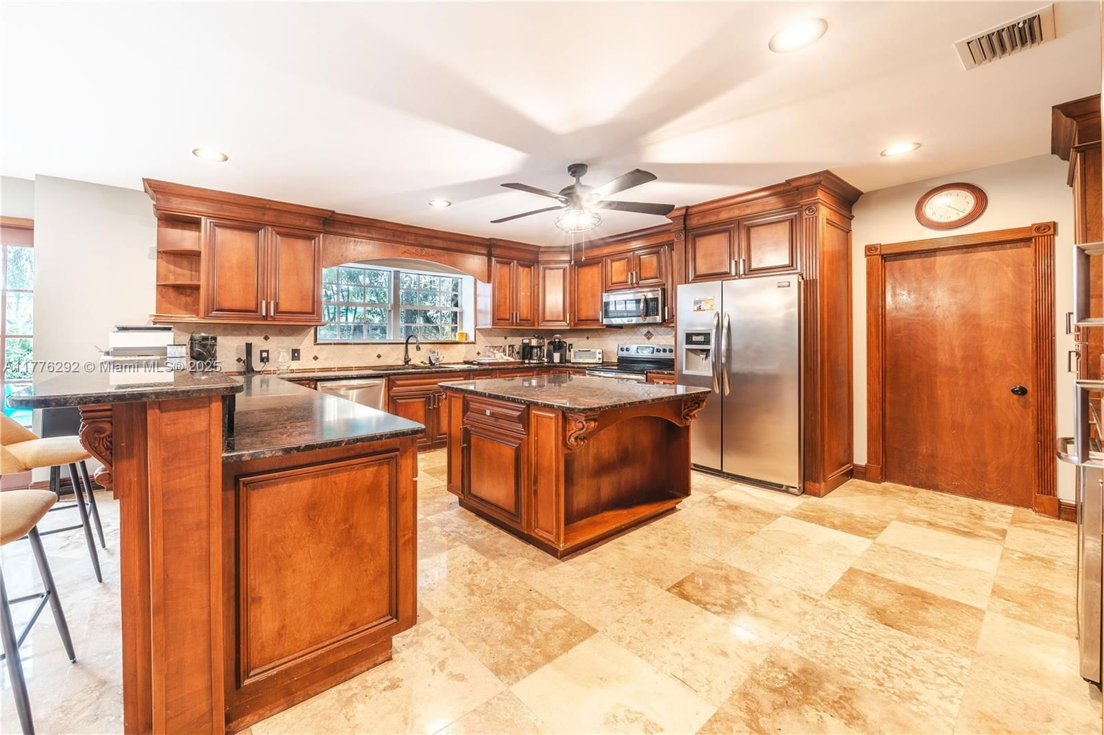 Real estate property located at 1330 Ontario Dr, Palm Beach, Lake Osborne Estates 6, Lake Worth, FL
