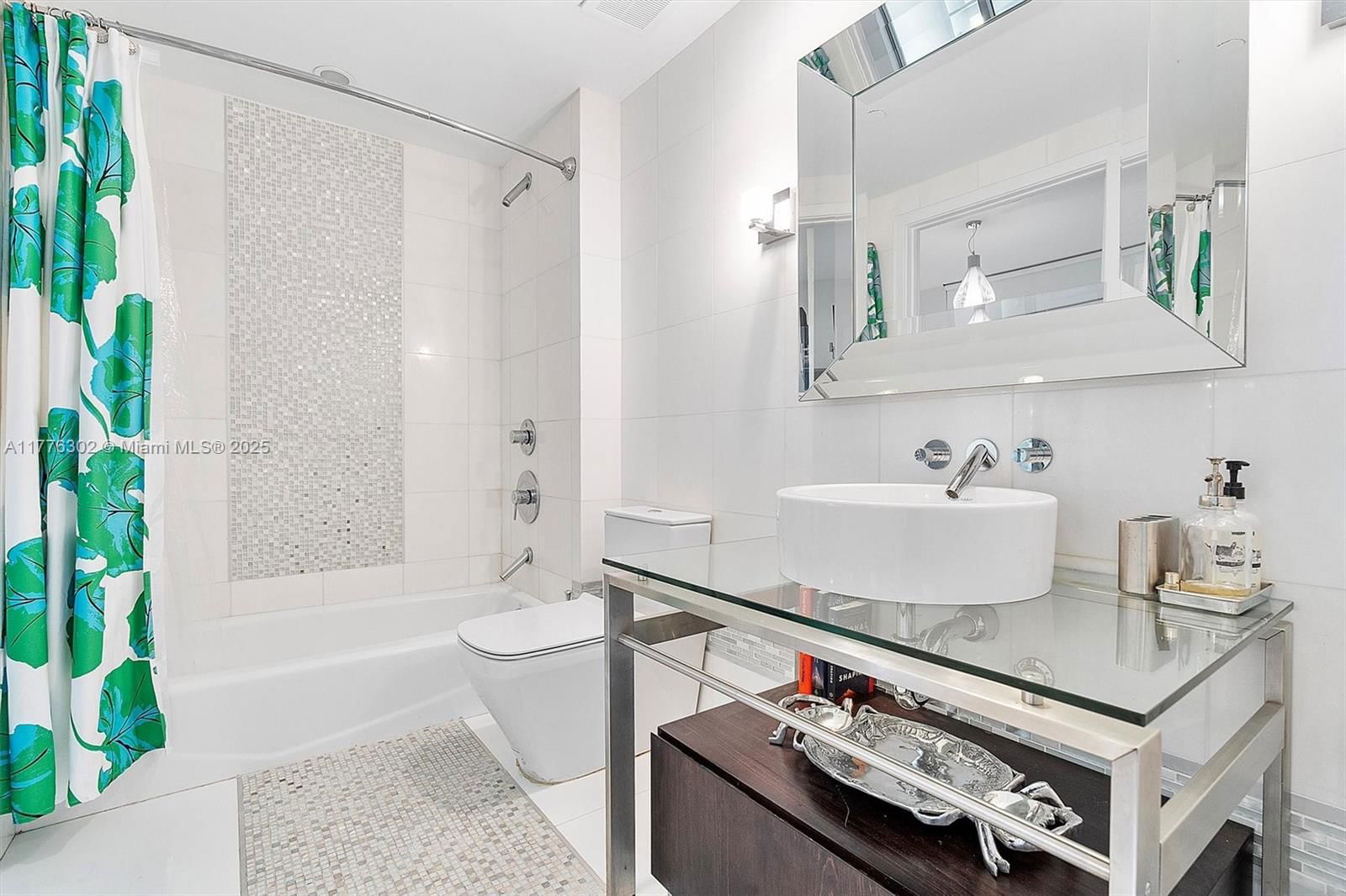 Real estate property located at 6000 Collins Ave #326, Miami-dade, Terra Beachside Condo, Miami Beach, FL