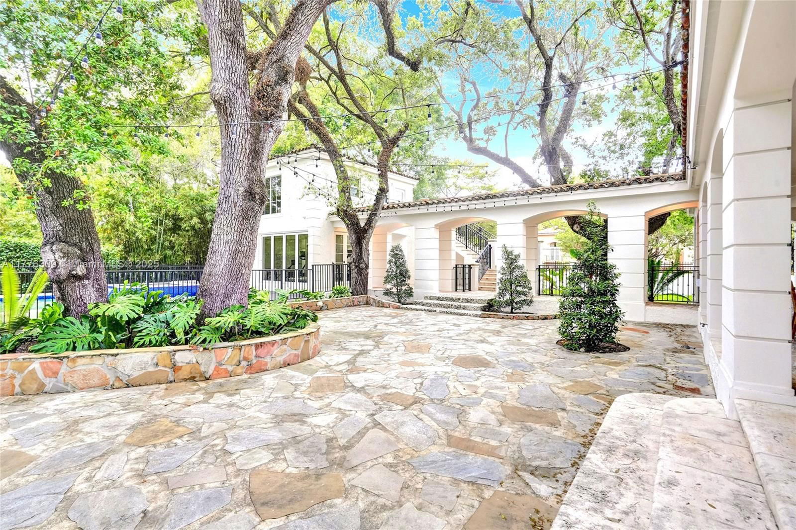 Real estate property located at 506 Sunset Dr, Miami-dade, Coral Gables Bisc Bay Sec, Coral Gables, FL
