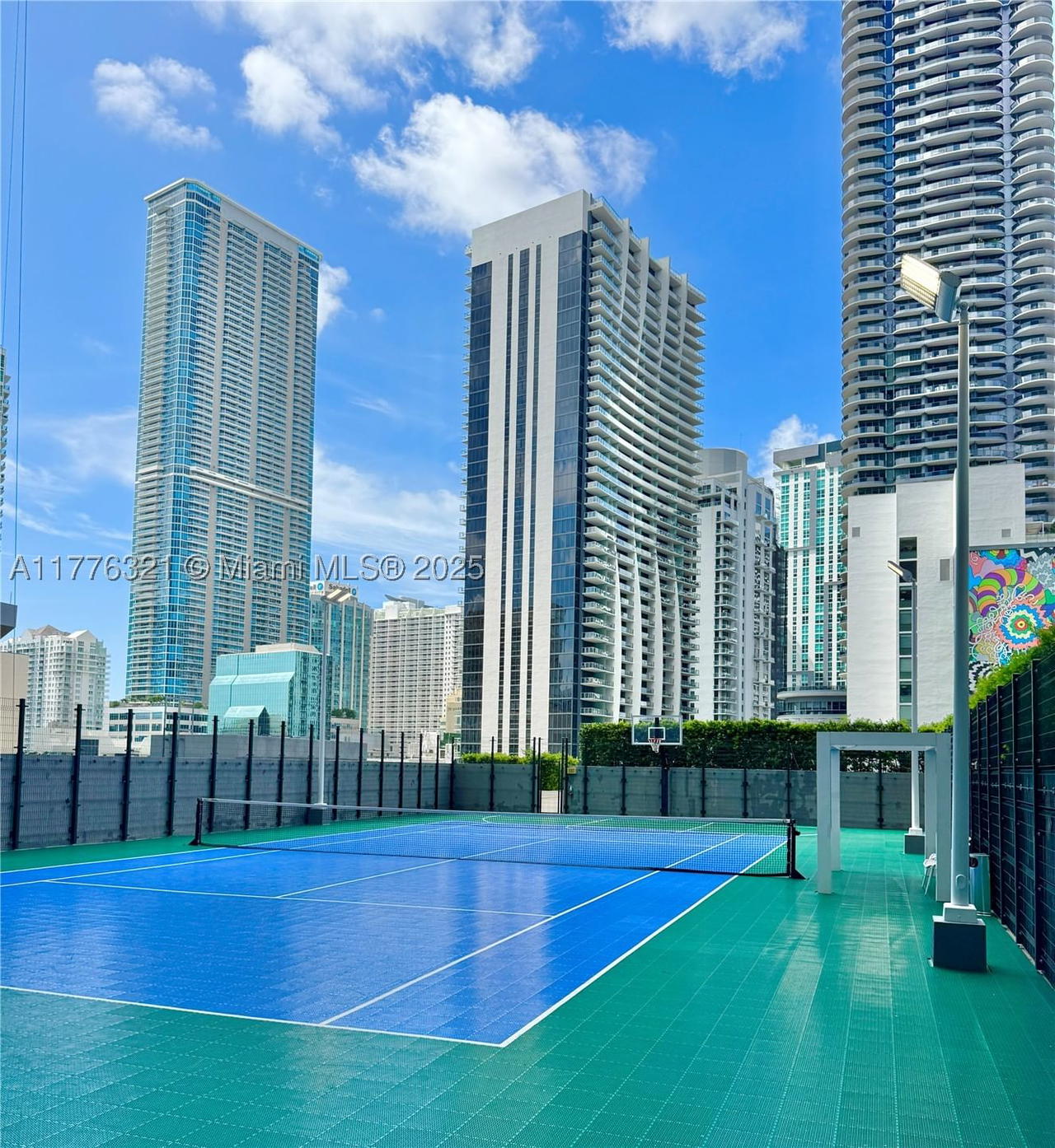 Real estate property located at 801 Miami Ave #5209, Miami-dade, 801 Sma Residences Condo, Miami, FL