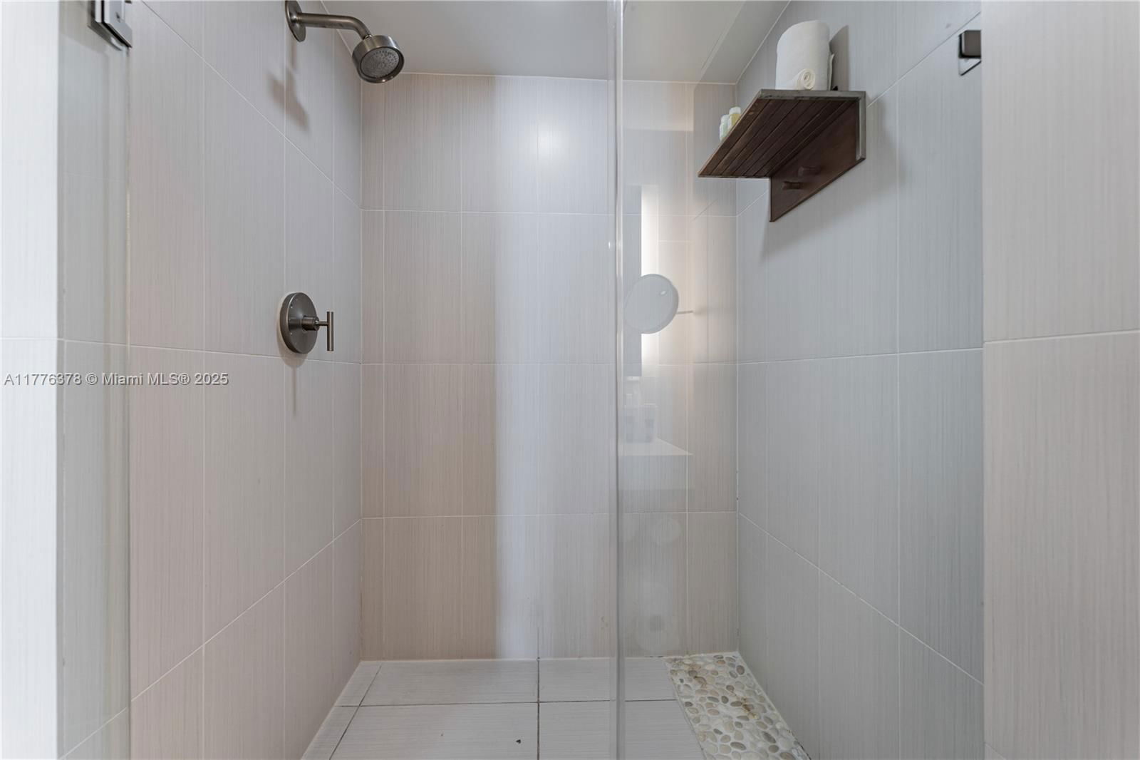 Real estate property located at 3101 Bayshore Dr #1504, Broward, Fort Lauderdale Residence, Fort Lauderdale, FL