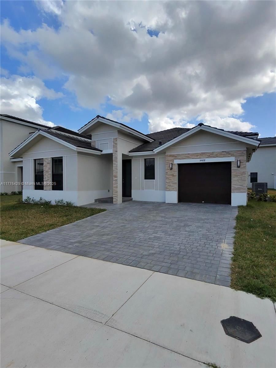 Real estate property located at 14428 13th Ter, Miami-dade, Century Pointe, Miami, FL