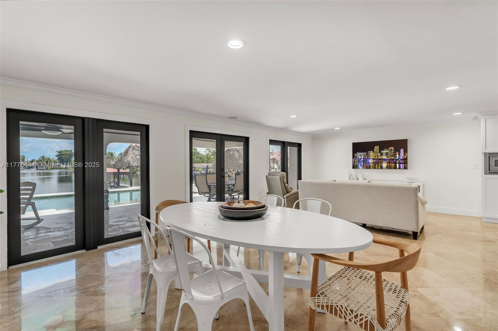 Real estate property located at 17921 85th Ave, Miami-dade, Palm Springs North Sec S, Hialeah, FL