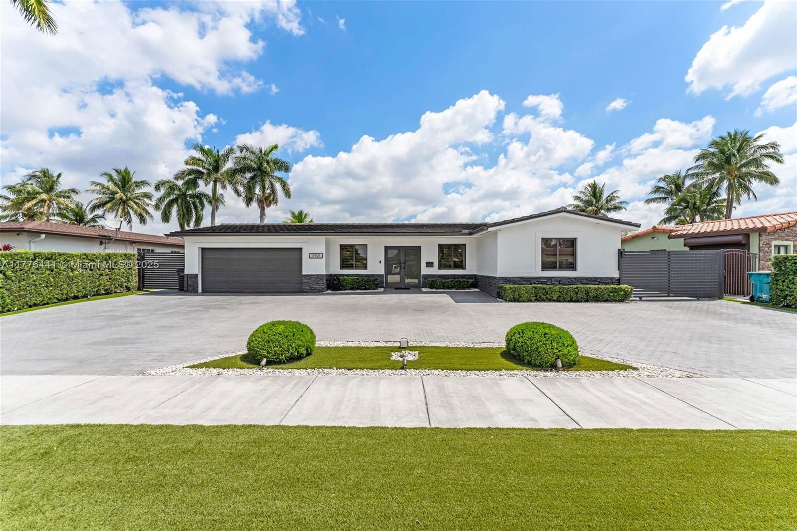 Real estate property located at 17921 85th Ave, Miami-dade, Palm Springs North Sec S, Hialeah, FL