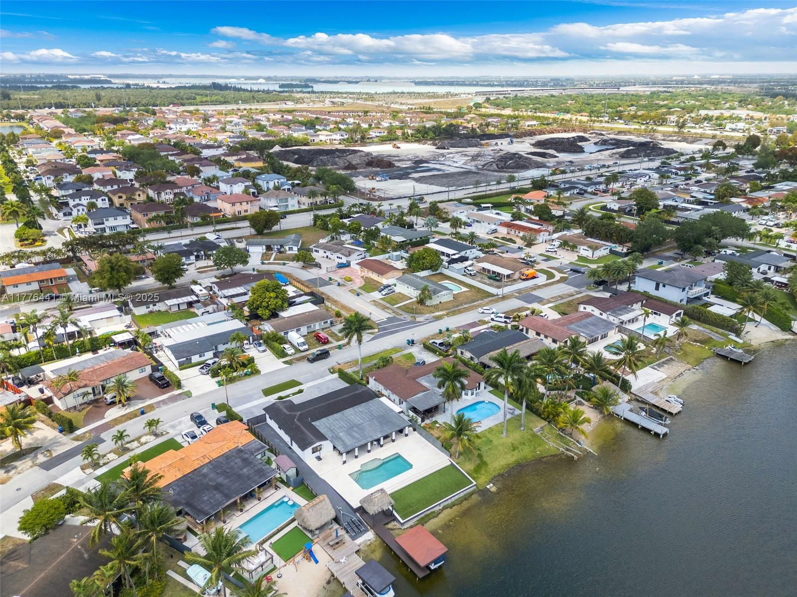 Real estate property located at 17921 85th Ave, Miami-dade, Palm Springs North Sec S, Hialeah, FL