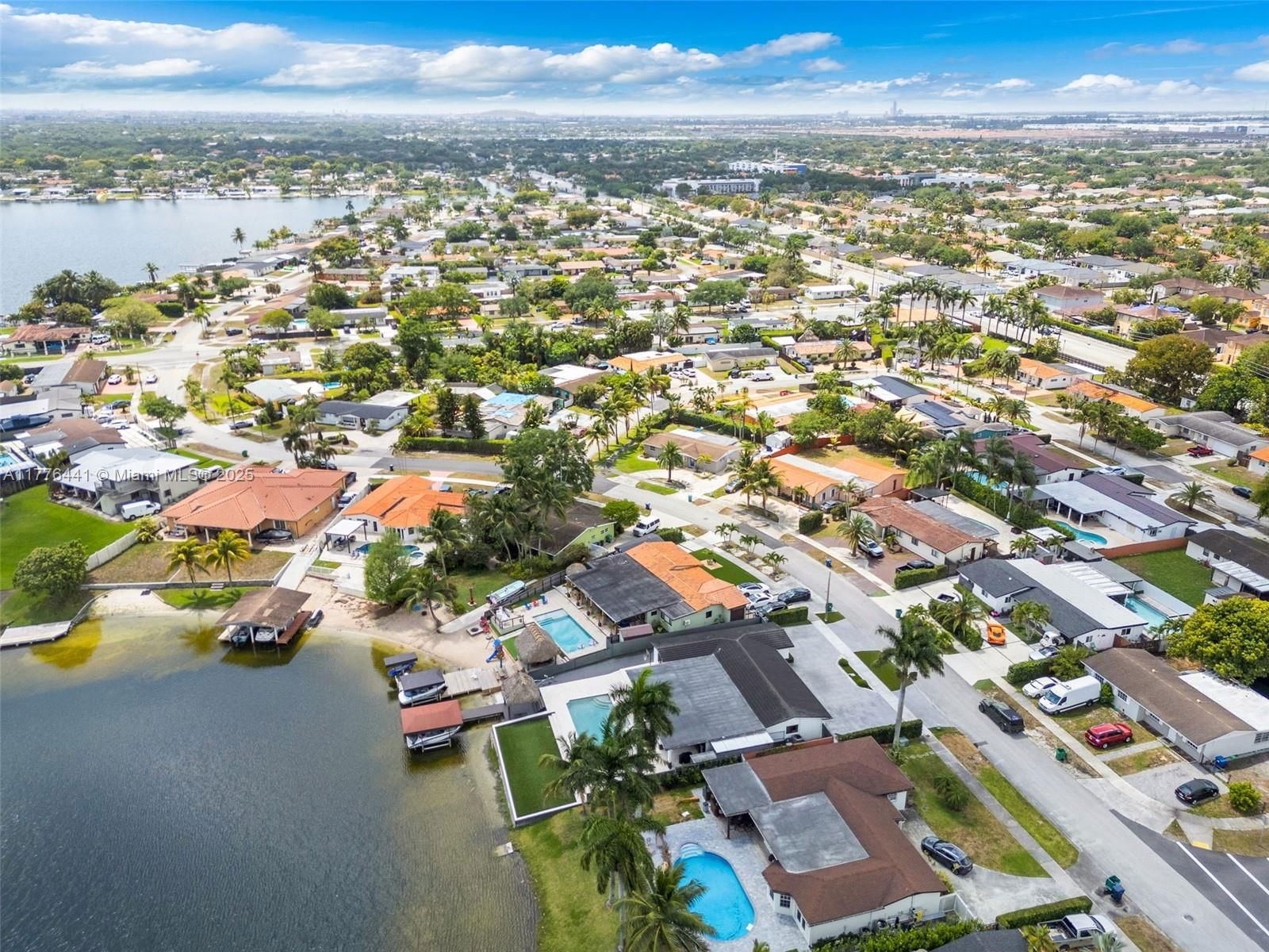 Real estate property located at 17921 85th Ave, Miami-dade, Palm Springs North Sec S, Hialeah, FL