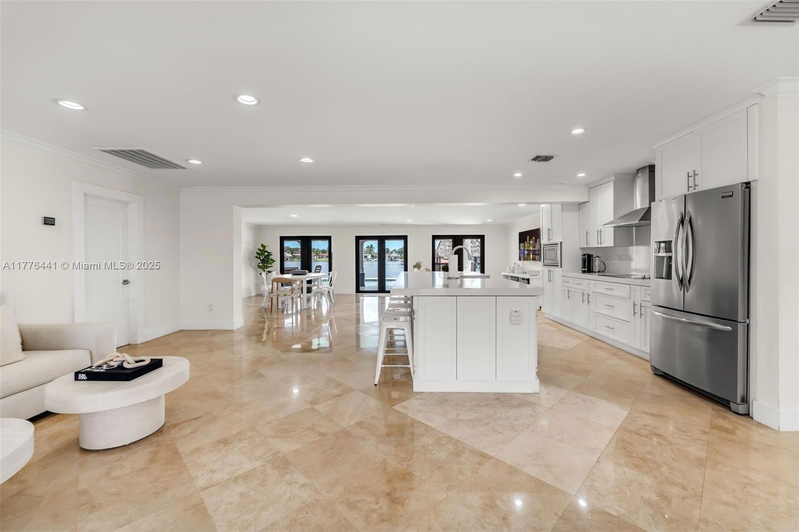 Real estate property located at 17921 85th Ave, Miami-dade, Palm Springs North Sec S, Hialeah, FL