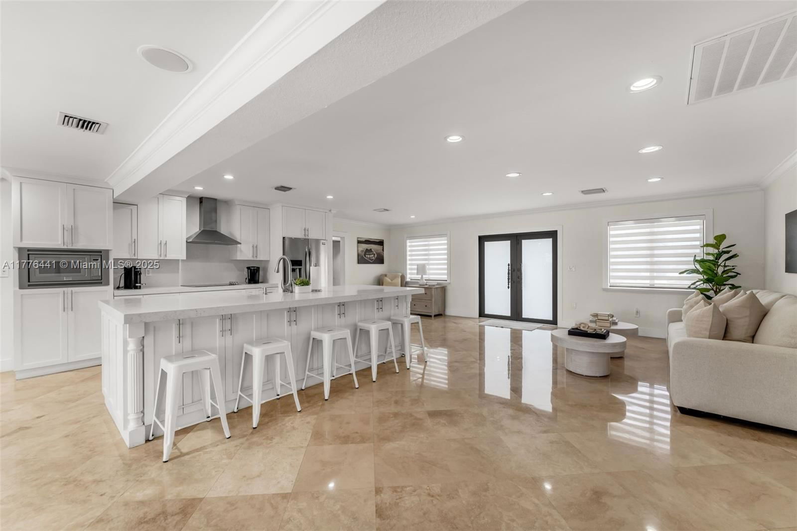 Real estate property located at 17921 85th Ave, Miami-dade, Palm Springs North Sec S, Hialeah, FL