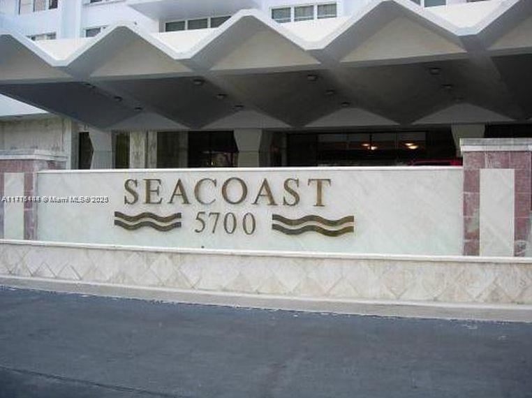 Real estate property located at 5700 Collins Ave #4N, Miami-dade, Seacoast 5700 Condo, Miami Beach, FL