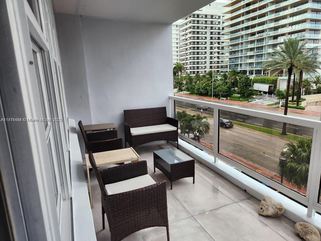 Real estate property located at 5700 Collins Ave #4N, Miami-dade, Seacoast 5700 Condo, Miami Beach, FL
