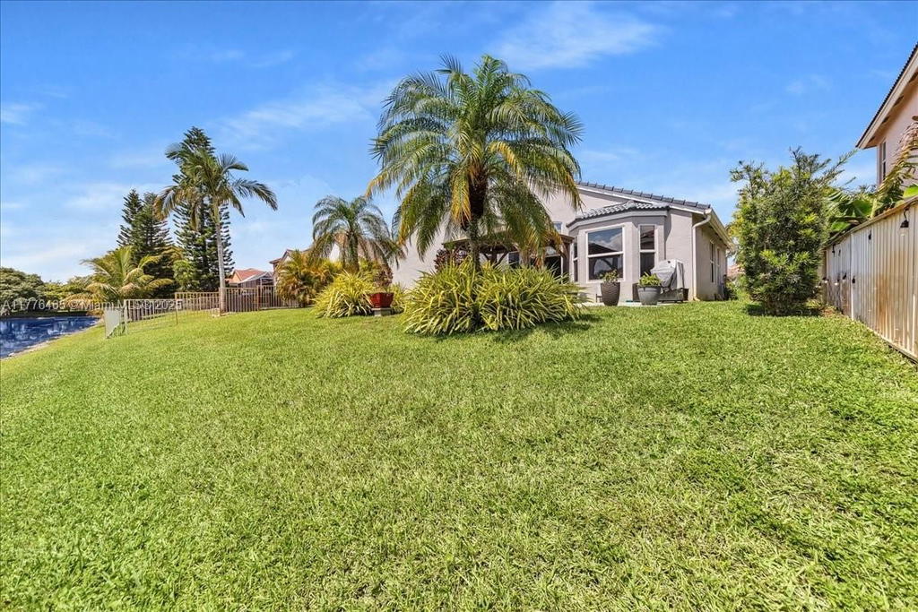 Real estate property located at 19366 25th Ct, Broward, Sunset Lakes Plat Two, Miramar, FL