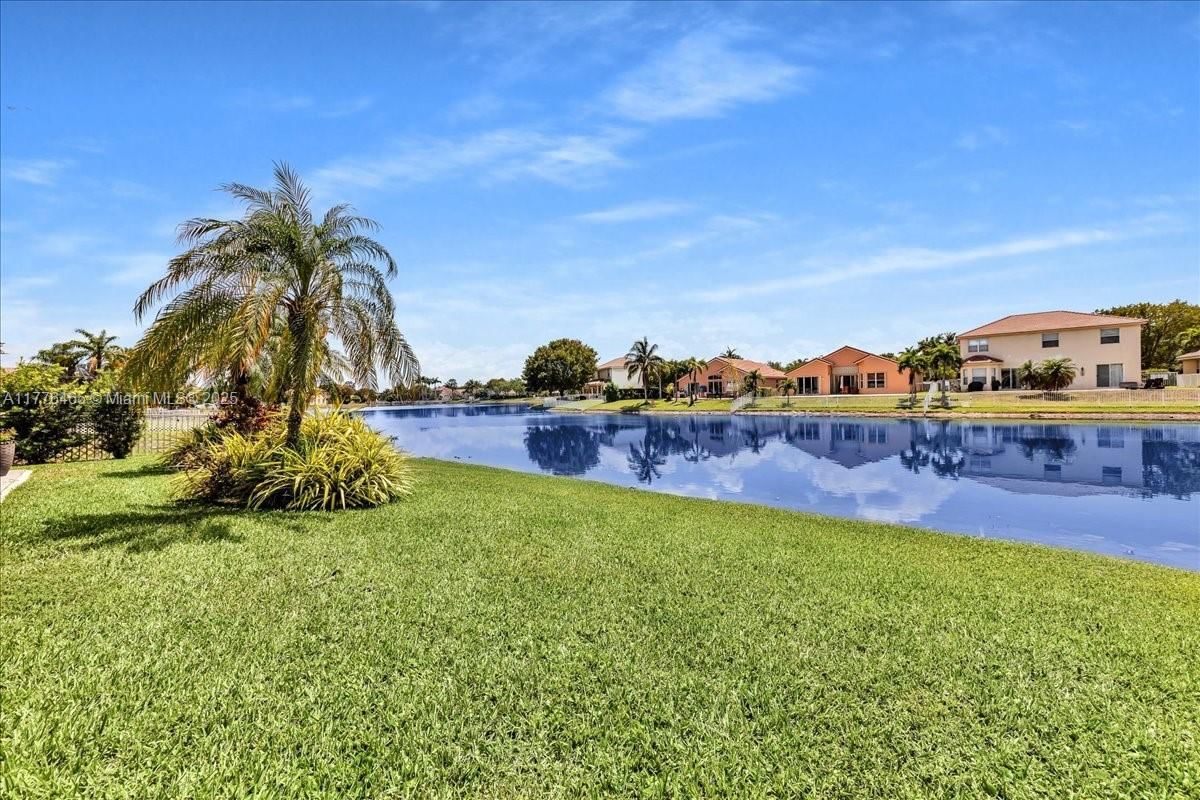 Real estate property located at 19366 25th Ct, Broward, Sunset Lakes Plat Two, Miramar, FL