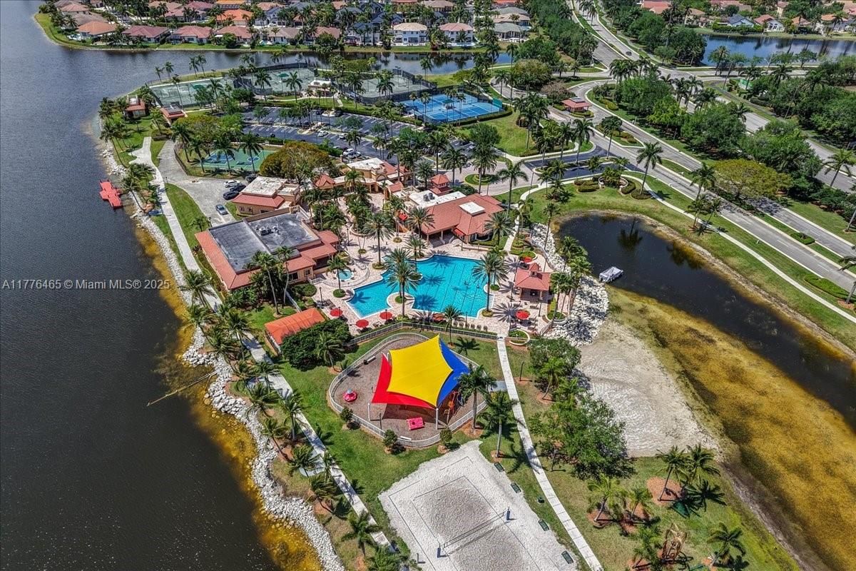Real estate property located at 19366 25th Ct, Broward, Sunset Lakes Plat Two, Miramar, FL