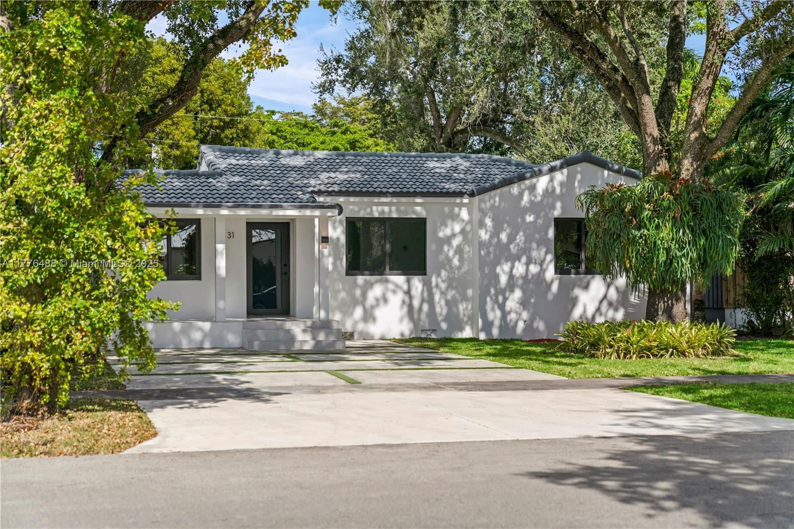 Real estate property located at 31 Carlisle Dr, Miami-dade, Rev Pl Of Country Club Es, Miami Springs, FL