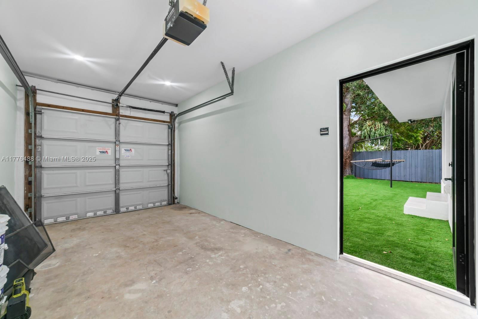 Real estate property located at 31 Carlisle Dr, Miami-dade, Rev Pl Of Country Club Es, Miami Springs, FL