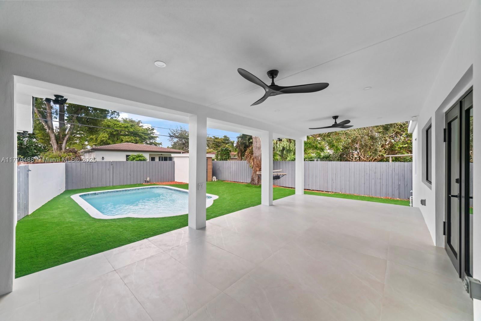Real estate property located at 31 Carlisle Dr, Miami-dade, Rev Pl Of Country Club Es, Miami Springs, FL