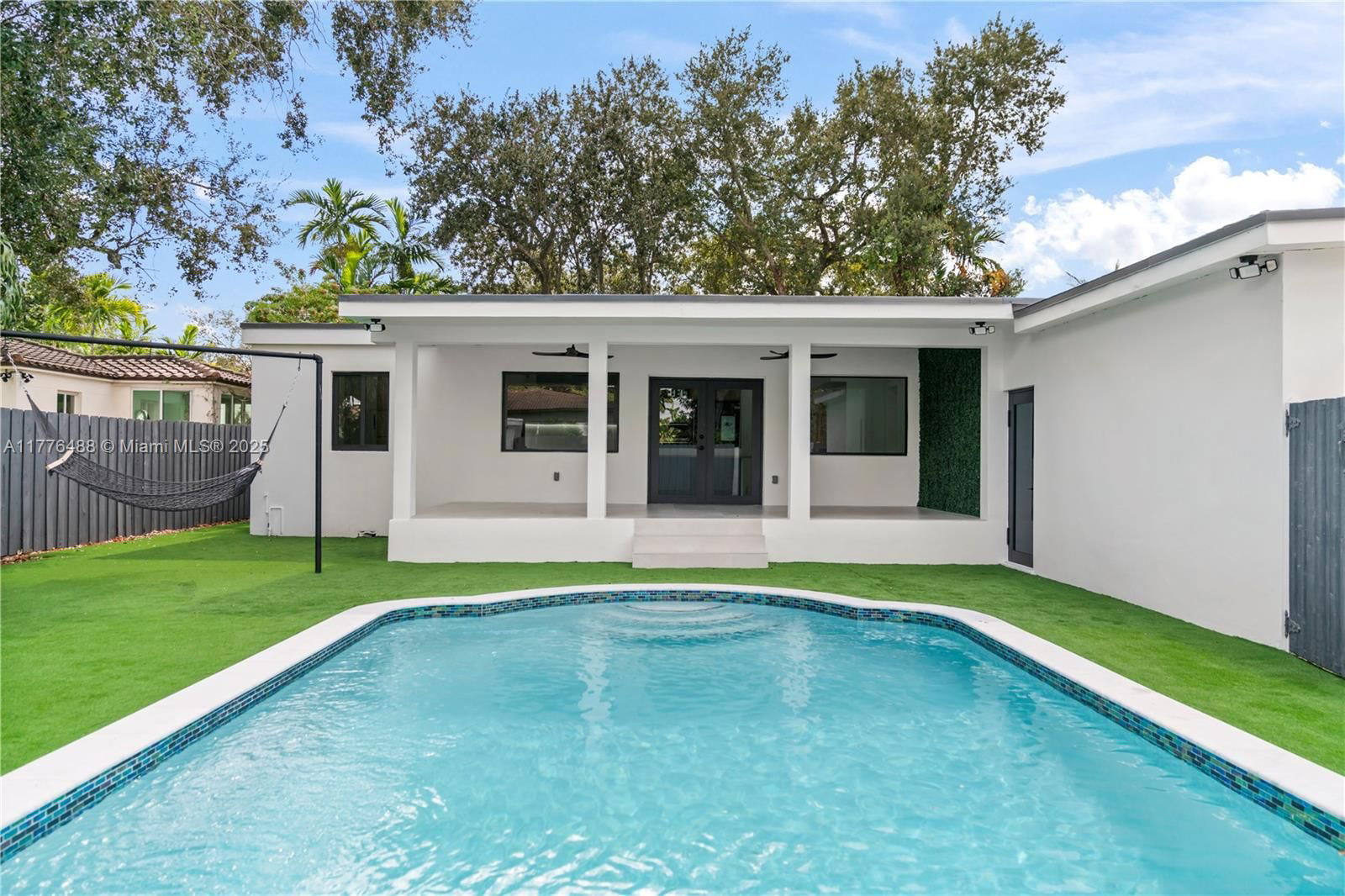 Real estate property located at 31 Carlisle Dr, Miami-dade, Rev Pl Of Country Club Es, Miami Springs, FL