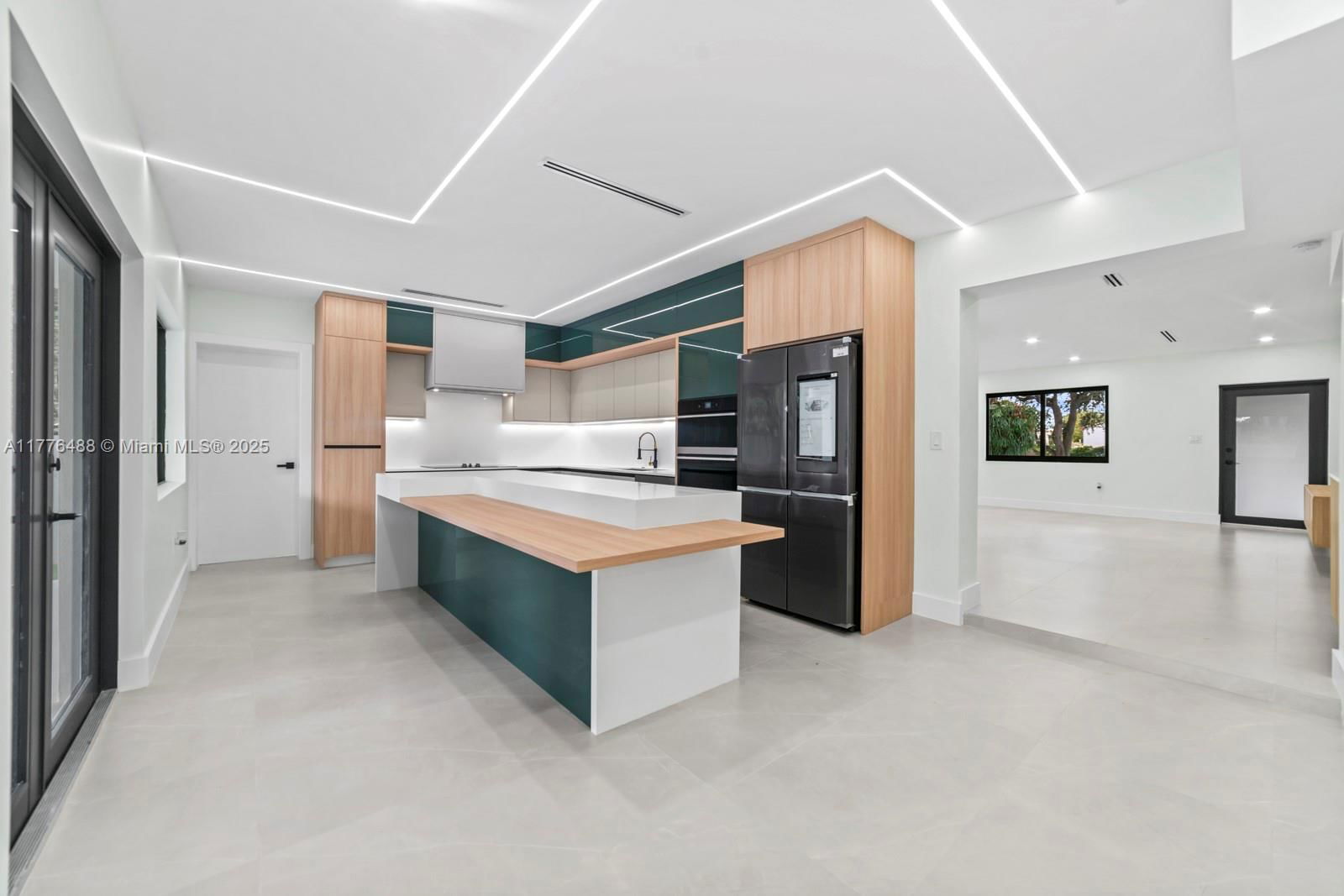 Real estate property located at 31 Carlisle Dr, Miami-dade, Rev Pl Of Country Club Es, Miami Springs, FL