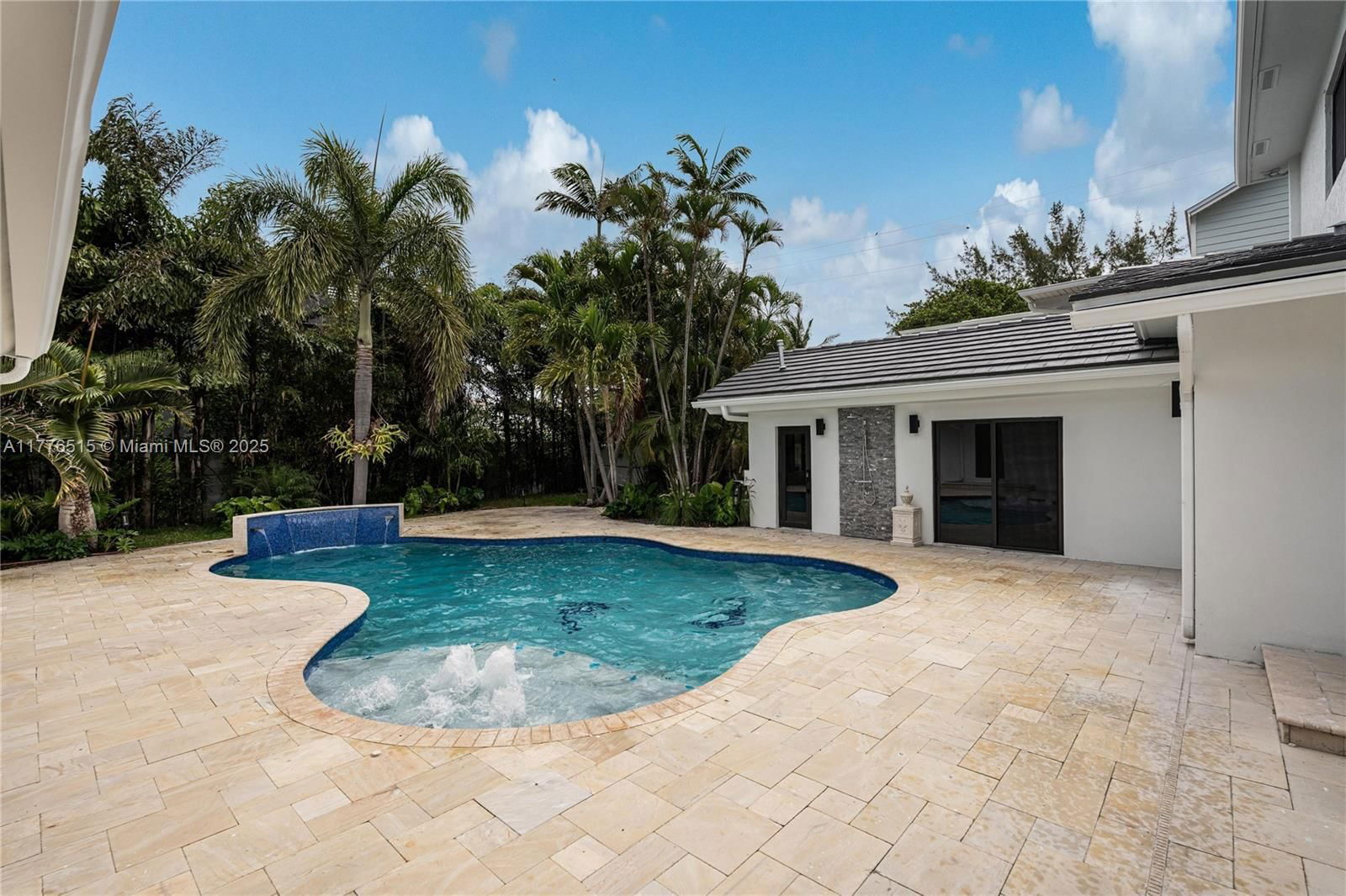 Real estate property located at 3321 16th Pl, Broward, Las Olas By The Sea Ext, Fort Lauderdale, FL