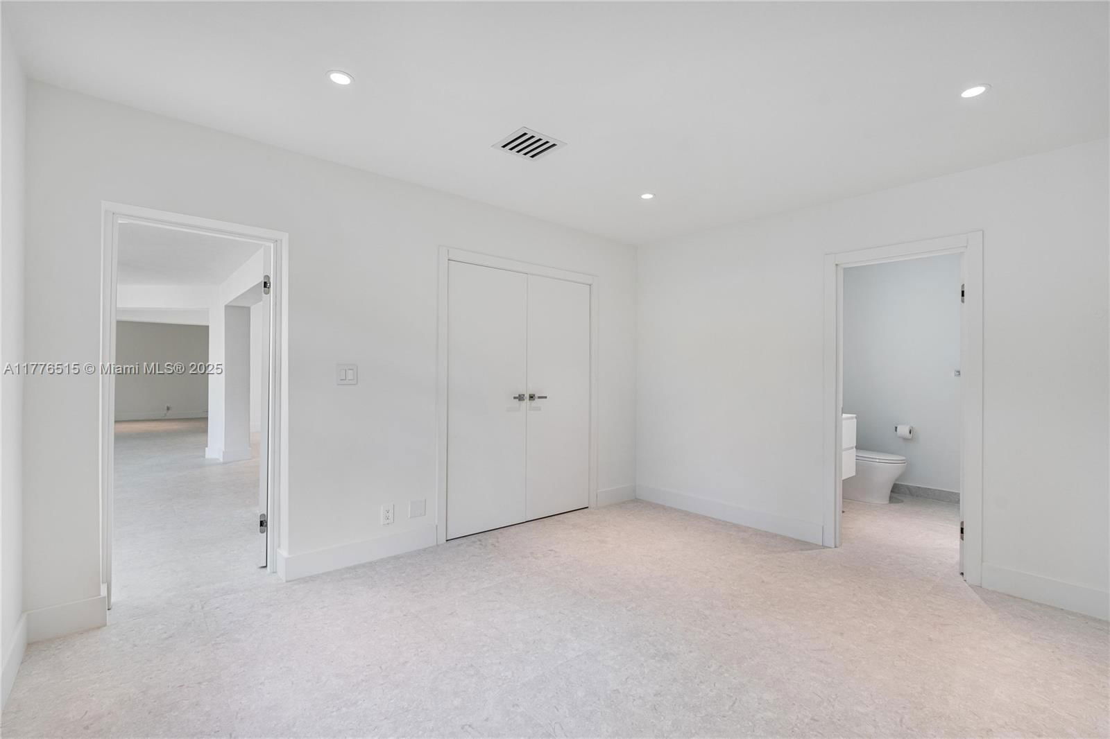 Real estate property located at 3321 16th Pl, Broward, Las Olas By The Sea Ext, Fort Lauderdale, FL