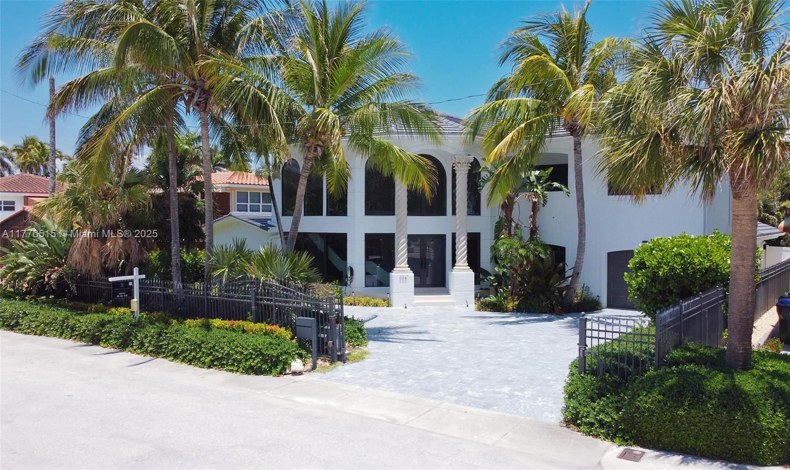 Real estate property located at 3321 16th Pl, Broward, Las Olas By The Sea Ext, Fort Lauderdale, FL